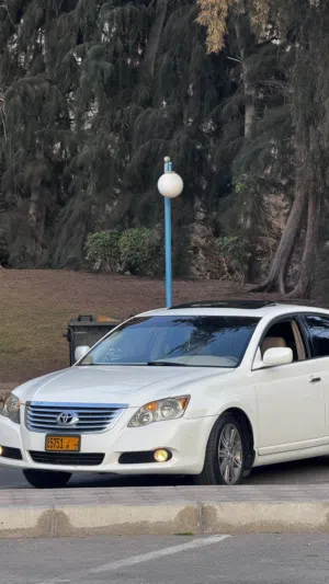 Used Toyota Avalon in Muscat