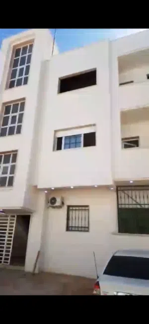 شقه نص تشطيب