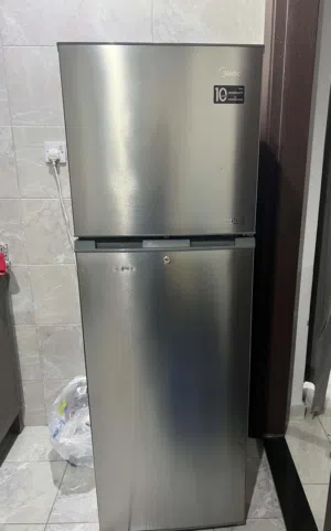 تلاجه ميديا بحاله ممتازه