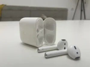 الجيل 2 AirPods