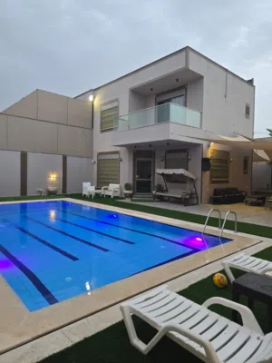 2 Bedrooms Chalet for Rent in Jordan Valley Dead Sea