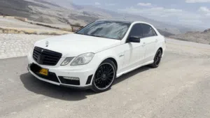 مرسيدس E500