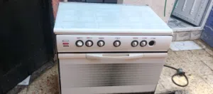 طباخ  مكانها دور شرطة