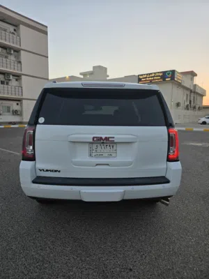 للبيع GMC Yukon SLE 2017 خليجي