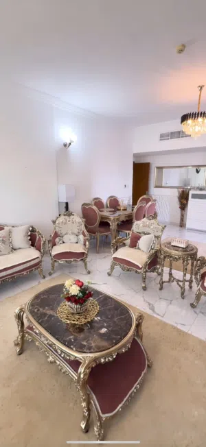 شقه في ابراج الواحه مفروشه للاجار السنوي اكساء سوبر ديلوكس