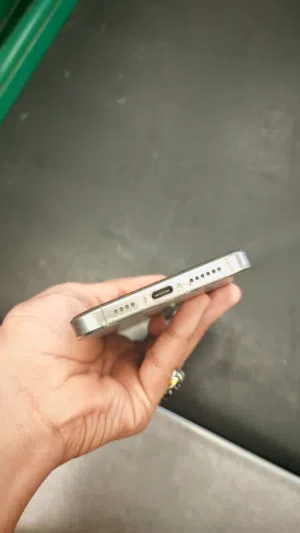 Apple iPhone 16 Pro Max 512 GB in Al Kharj