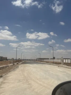 على شارعين في حي السيدة زينب