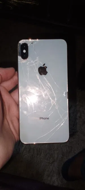 جهاز ايفون اكس إس ماكس