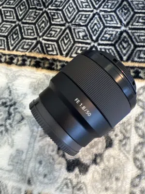 Sony FE 50mm f/1.8 Lens - Like New