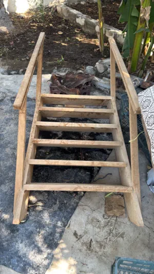 حوض سباحه اللبيع لي رغبه يتواصل معي حوض ممتاز وكبير جدا