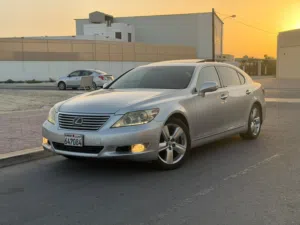 لكزس 460Ls