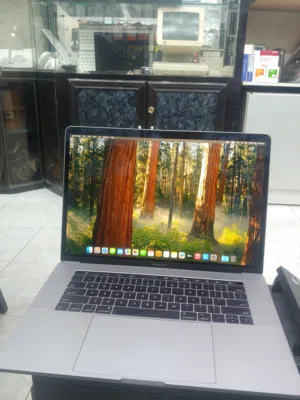 لابتوب ماك بوك برو 15 2017 معالج i7