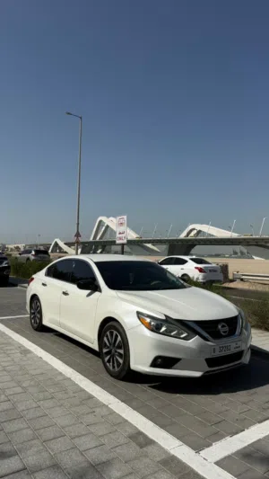 Used Nissan Altima in Um Al Quwain
