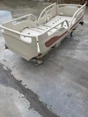 سرير طبي شبه جديد