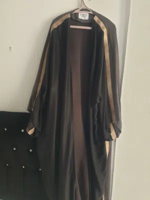 عبايا مستعملة للبيع من قطر