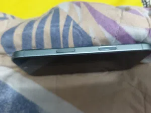 تلفون حالته ممتازة 16 عادي