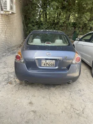 للبيع نيسان التيما