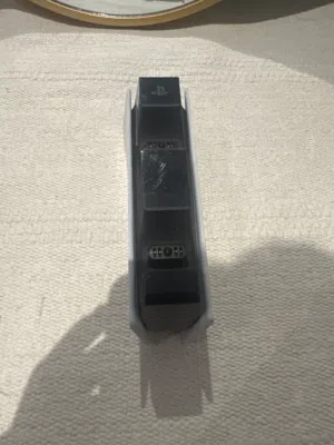 ps5 charging device شاحن سوني 5 يشحن يدتين (اقرا الوصف)
