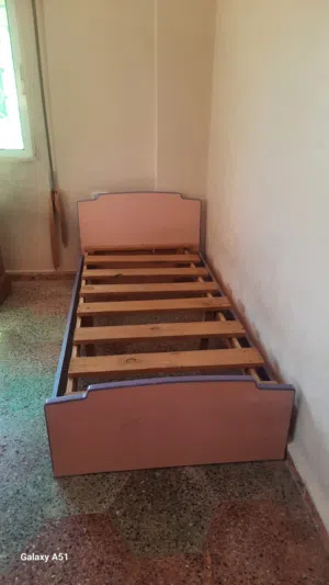 تخت خشب مفرد