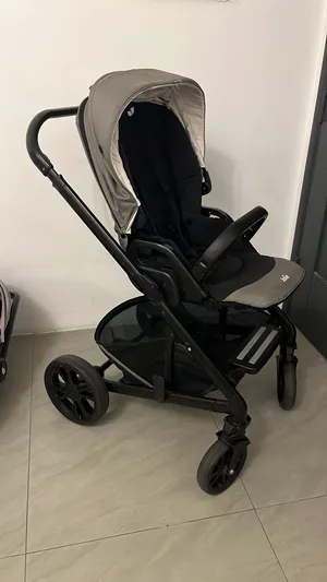 Joie stroller in good condition full set, heavy duty