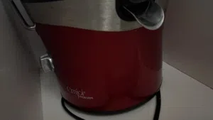 عصارة جزر بحالة جيده جدا امجوي نوعها