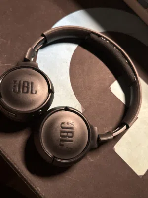 JBL TUNE 520BT Wireless Headset سماعات jbl ( سعرها بالسوق جديد