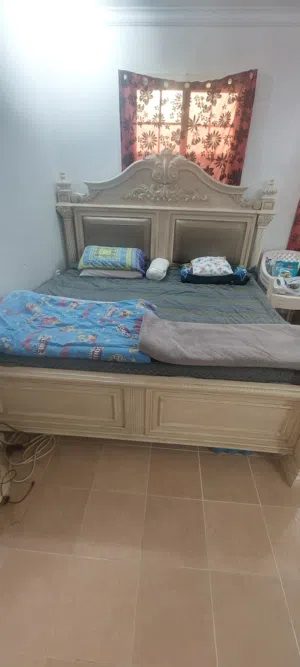 غرفه بسعر رمزي 15 دينار