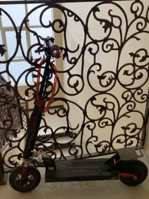 سكوتر kugoo D max مع الشاحن و قفل أمان