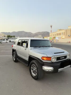 Used Toyota FJ in Muscat