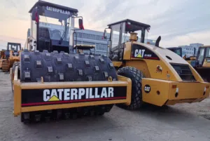 CATERPILLAR ROLLER