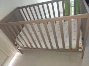 سرير نوم أطفال