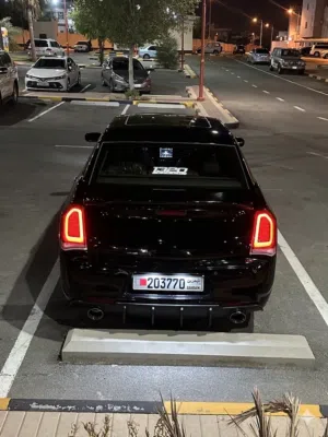 For sale 2013 Chrysler 300c 5.7 Hemi