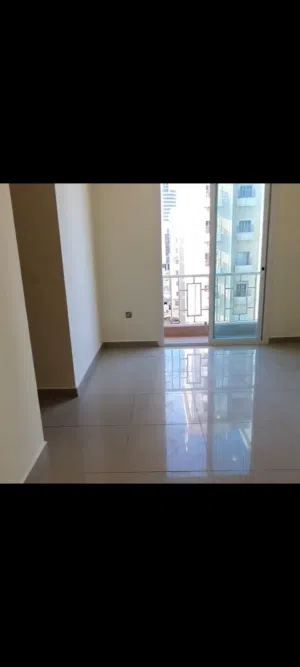 للايجار شقه غرفتين وصاله وحمامين ومطبخ السالميه عائلات وافدين