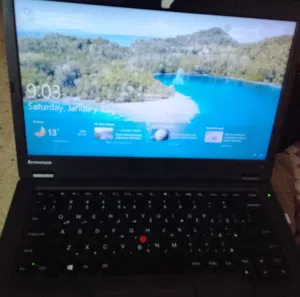 لاب توب لينيفو  core I5  جيل رابع    بسعر  ممتاز