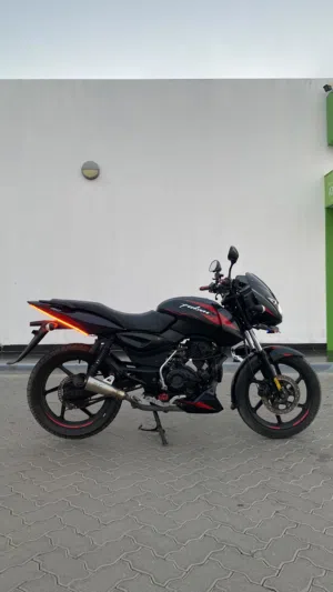 دراجة بولسر 150cc