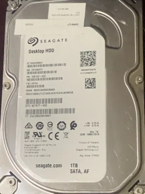 للبيع hard disk1tb هارد 1 تيرا من شركه seagate