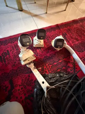 سلام عليكم كامرات ليليه واضحه شغاله هيه وغراضه كلشي ما ناقصه