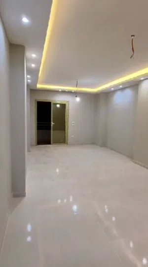 عياده للايجار اول