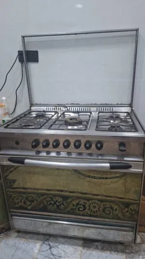 طباخ مستعمل نظيف السعر 250
