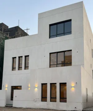 400 m2 5 Bedrooms Apartments for Rent in Al Jahra Matla'