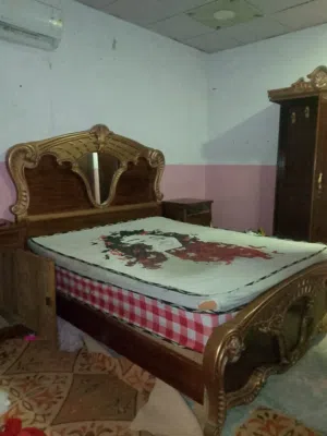 غرفة منام نجارة عراقية