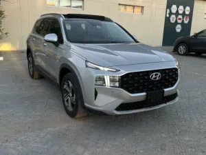 Hyundai Santa Fe 2023– GCC— good condition