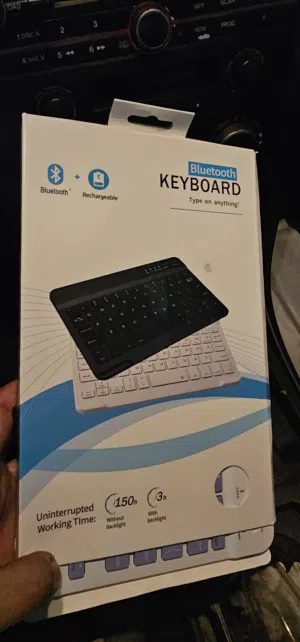 Bluetooth keyboard for mobile & tablet