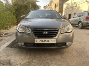 Used Hyundai Avante in Tripoli
