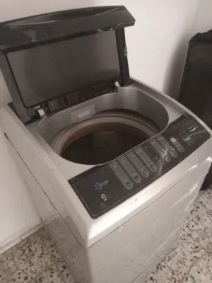 غسالة نوع  Italian chocolat.     9kg
