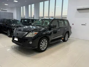 Lexus LX-570 2010 (Black)