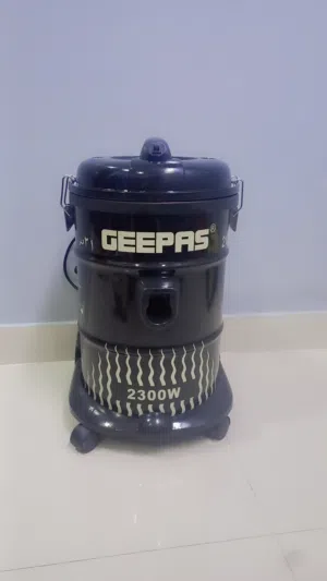 مكنسه كهربائيه