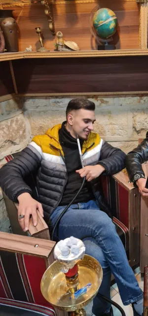 يوسف محمد حسين شناعه 