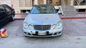 مرسيدس بنز الفئة E E 280 موديل 2007 فضي حالتها جيدة جدة