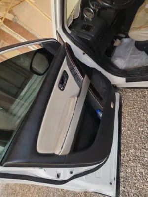 مازدا الدفع الرباعي للبيع